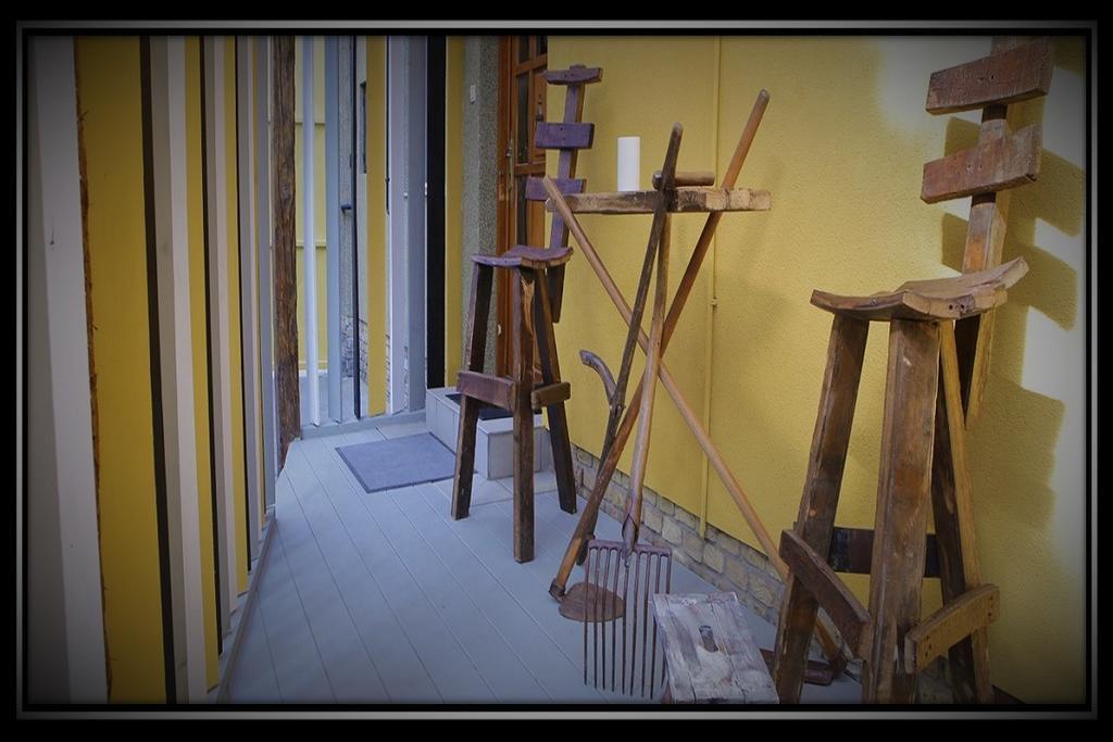 شقة Happy Colours In Old Town Kecskemét المظهر الخارجي الصورة