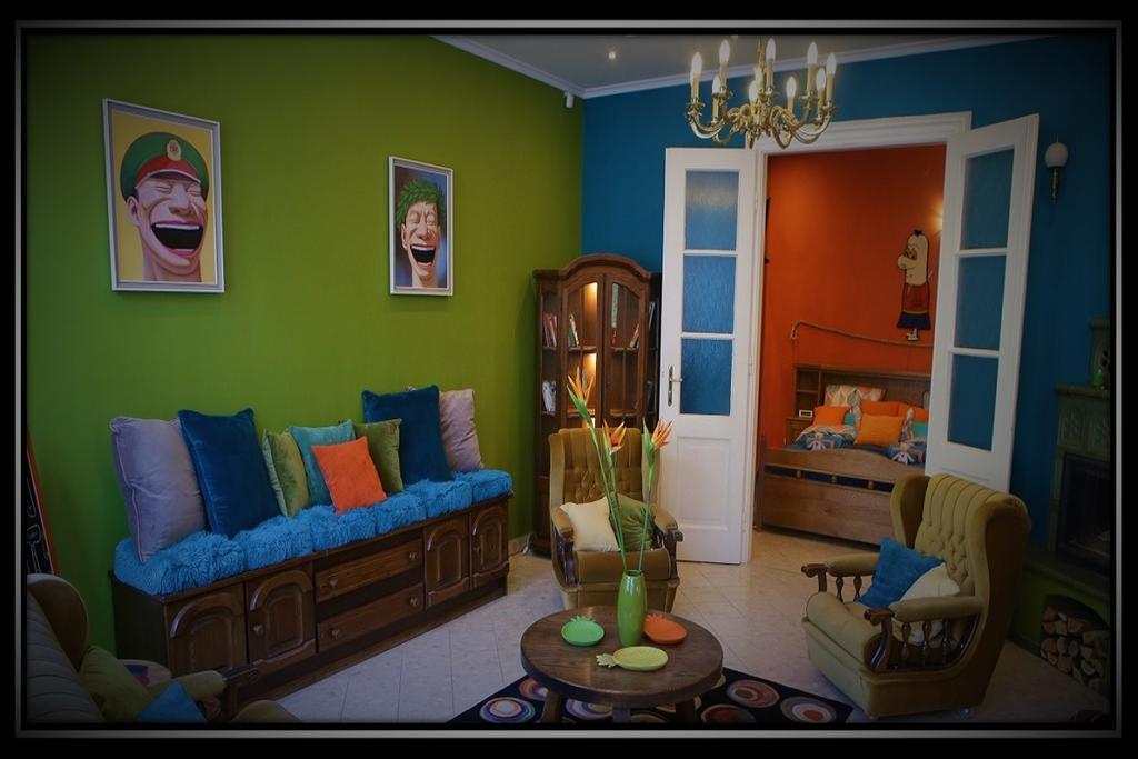 شقة Happy Colours In Old Town Kecskemét المظهر الخارجي الصورة